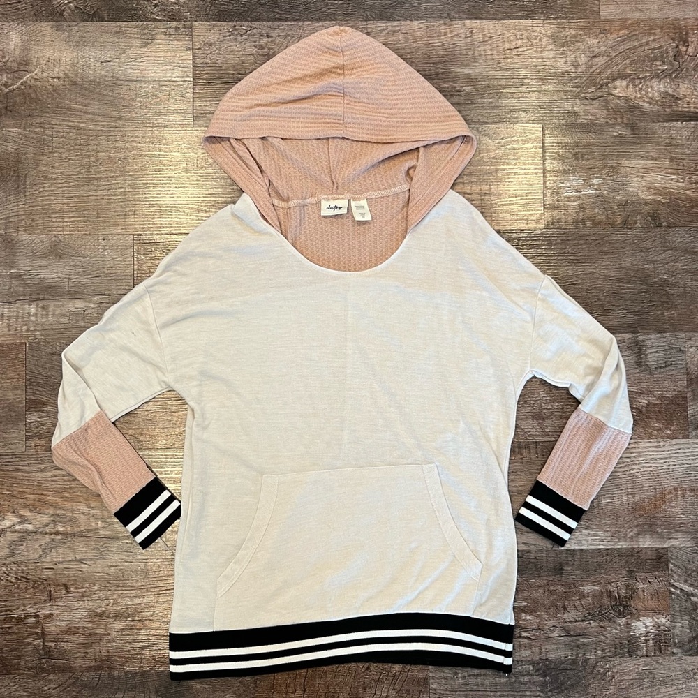 Daytrip Lightweight Hooded Top From Buckle Light Pink Color Size XS